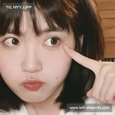 郝芷